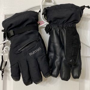 Men’s Burton Large snowboard gloves with inner liner gloves. Zipper pockets.
